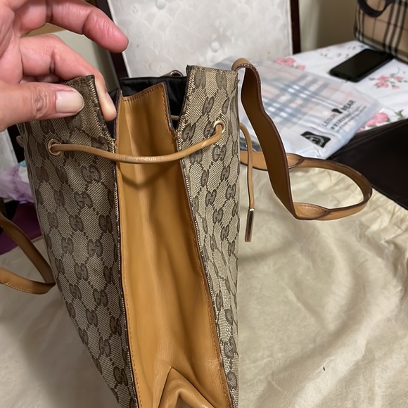 SOLD❤️Gucci Monogram Tote Canvass - Picture 5 of 17